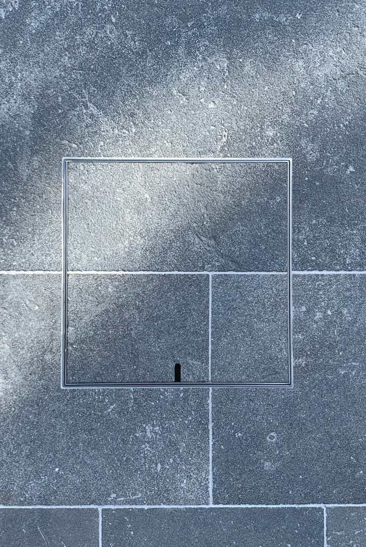 HIDE Access Cover showing dark porcelain tile used as infill
